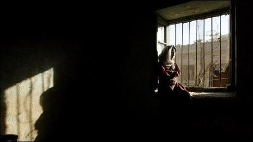 Intim foto galereyasi pantyhose kiygan ona Yalangoch Karolina Uels fotosuratlari