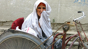 Ular boglangan qizni yechintirishadi