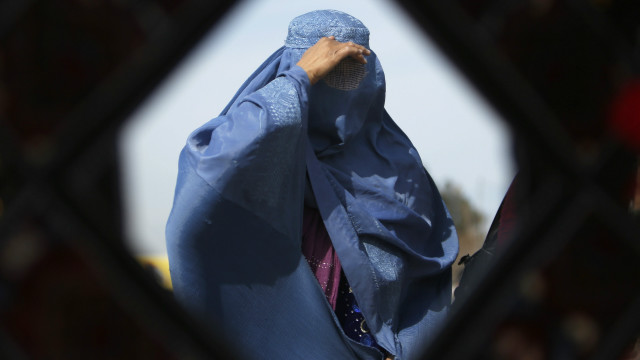 Keksa ayollar bilan porno video