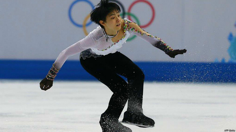 Men uxlab yotgan ayolning mushukiga kiritaman (video faqat uxlayotgan ayollar uchun) Jirkanib ketayotgan transvestit surati