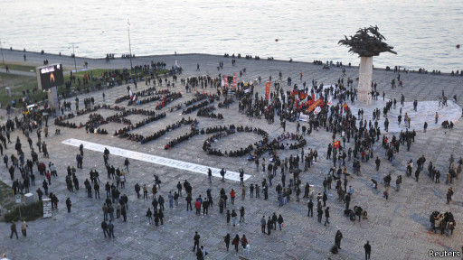 Pornografik opa ozini akasining tugilgan kuni uchun sovga qildi.