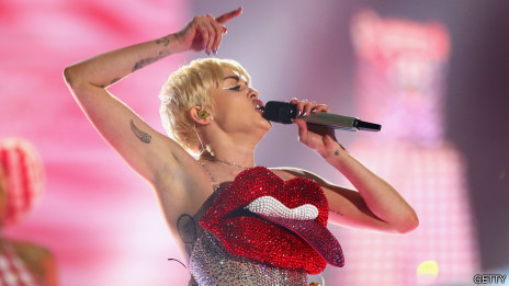 Egizaklar bilan jinsiy aloqa