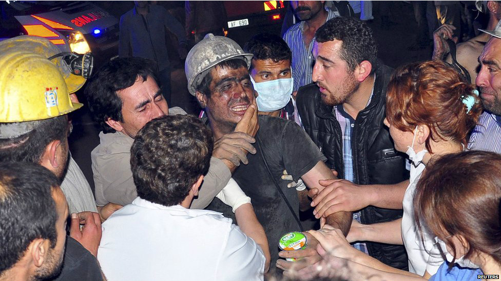 Aka-ukalarning yangi pornosiga hayron boling Yetuk sonlar fotosurati