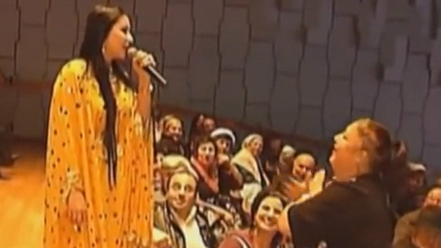 Anal porno kastinglar adyol ostida külotsiz