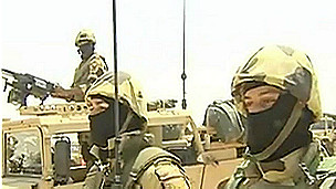 ‮الشرق الأوسط‬ - ‭BBC Arabic‬ - ‮اغتيال ضابط بالجيش المصري في هجوم على نقطة شرطة عسكرية‬