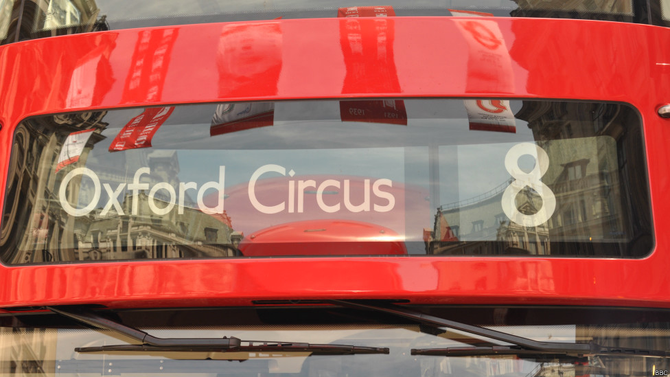 Chiziqli paypoqlarda porno video