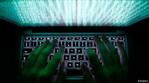 Ogir siyayotgan odamlarning porno fotosuratlari