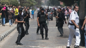 ‮الشرق الأوسط‬ - ‭BBC Arabic‬ - ‮مصر 3 قتلى في مواجهات مع الشرطة في ذكرى فض اعتصام رابعة‬