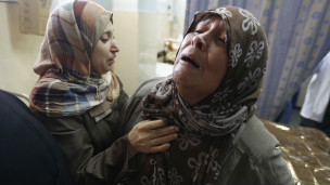 ‮الشرق الأوسط‬ - ‭BBC Arabic‬ - ‮مقتل فلسطينيين اثنين في غارات اسرائيلية على غزة ‬