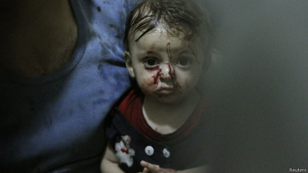 Sírios sentem-se esquecidos um ano após ataque químico
