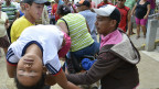 Meninas colombianas sofrem desmaios / Crédito: El Heraldo
