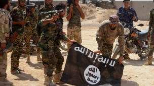 Irak güçleri IŞİD'e karşı ilerliyor