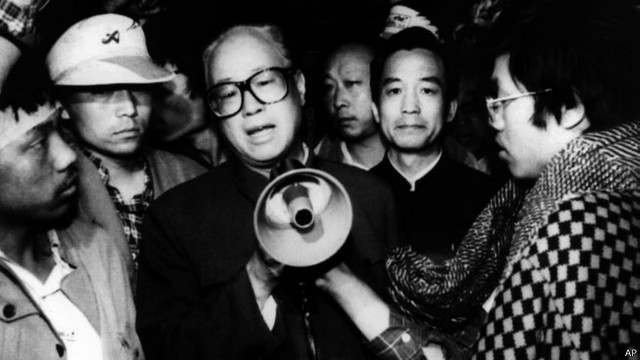 赵紫阳文集》在香港出版上市- BBC News 中文