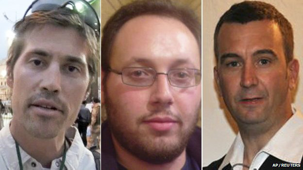 Los periodistas estadounidenses James Foley y Stephen Sotloff y el trabajador humanitario británico David Haines.