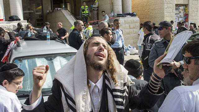 NOTICIAS EN VIDEO: Mira el ataque en sinagoga de Jerusalén deja cuatro muertos y otras noticias mas