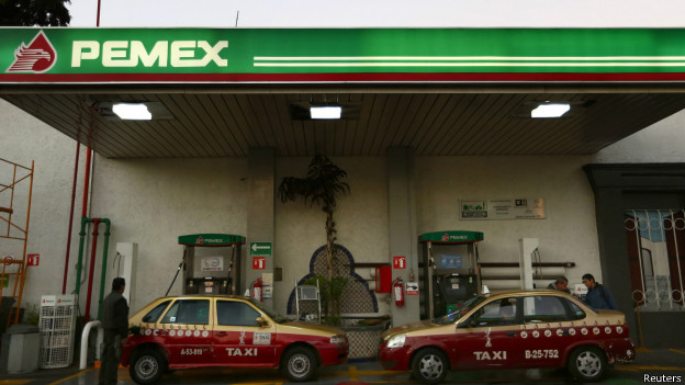 Gasolinera de Pemex en México