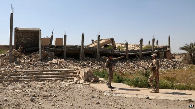siluman dan ahok Irak: pertempuran di Saddam Makam anti Tikrit akibat hancur Polisi