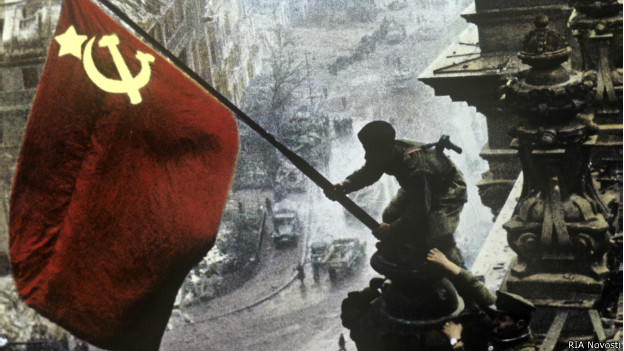 Boglangan qul video Filmlarda ochiq pornografiya