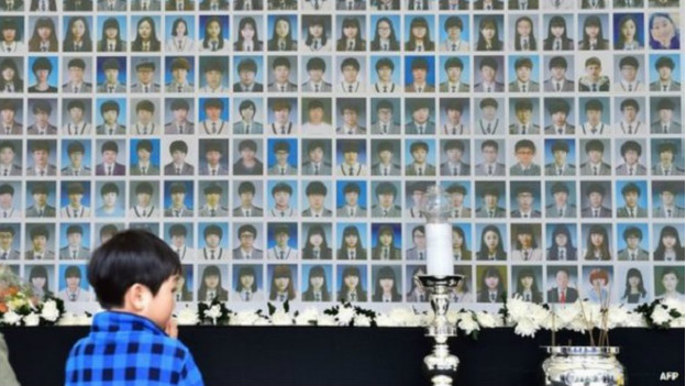 Korea Selatan upacara kenang korban feri