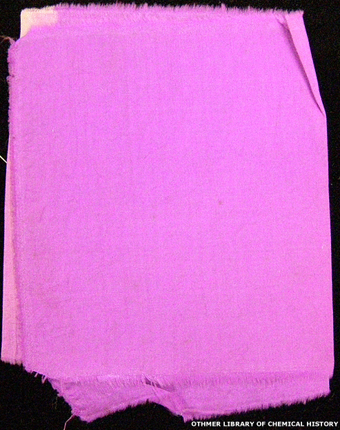 Pedazo de tela original, teñida con el color hecho por Perkin
