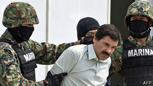 Chapo Guzmán tras ser detenido en febrero de 2014