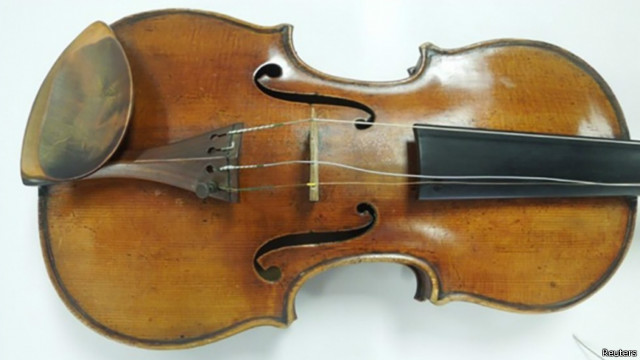 Biola Stradivarius