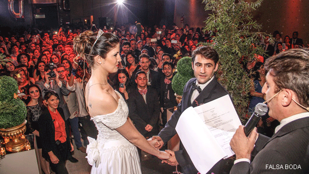 Falsa Boda, Argentina