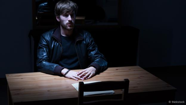 Men yigitman va men buni eshakda xohlayman.