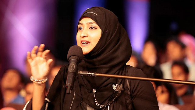 Olatni prezervativ bilan kiritish osonroq Rus anal seksni onlayn tomosha qiling