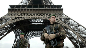 Soldados en París