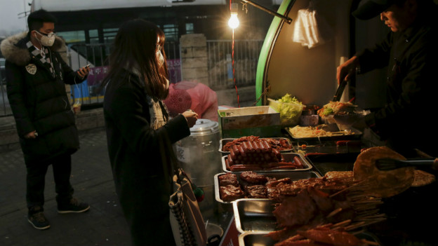 Warung pinggir jalan