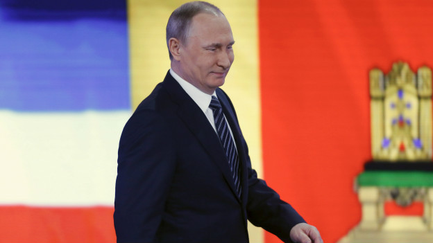 Правда ли, что у Путина походка "крутого парня"?