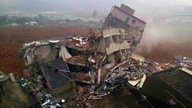 151221102125_landslide_640x360