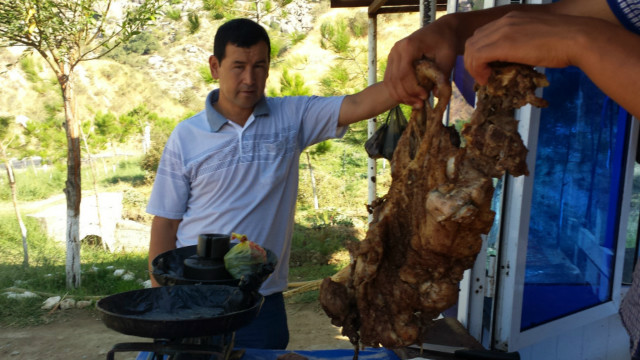 Jinsiy olatni oyoq osti qilish