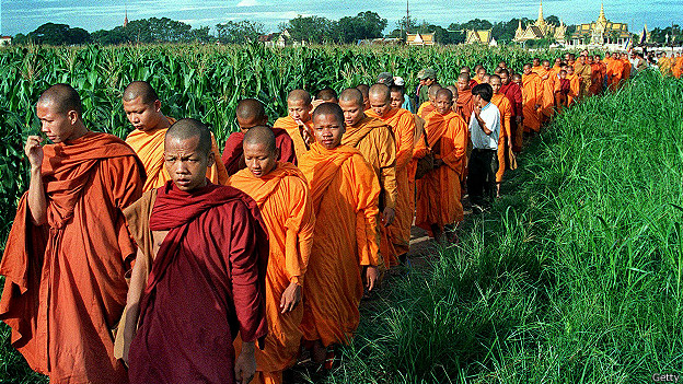 बांग्लादेश में 75 साल के बौद्ध भिक्षु की हत्या - BBC News हिंदी